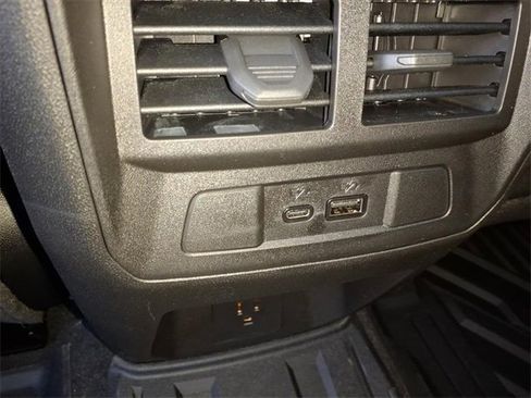 New 2026 GMC Canyon Elevation w/ Convenience Package image 12