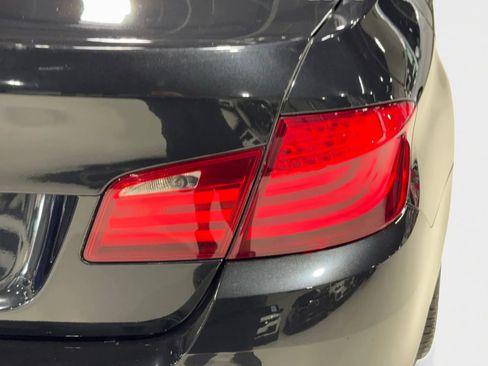 Used 2011 BMW 535i Sedan image 27