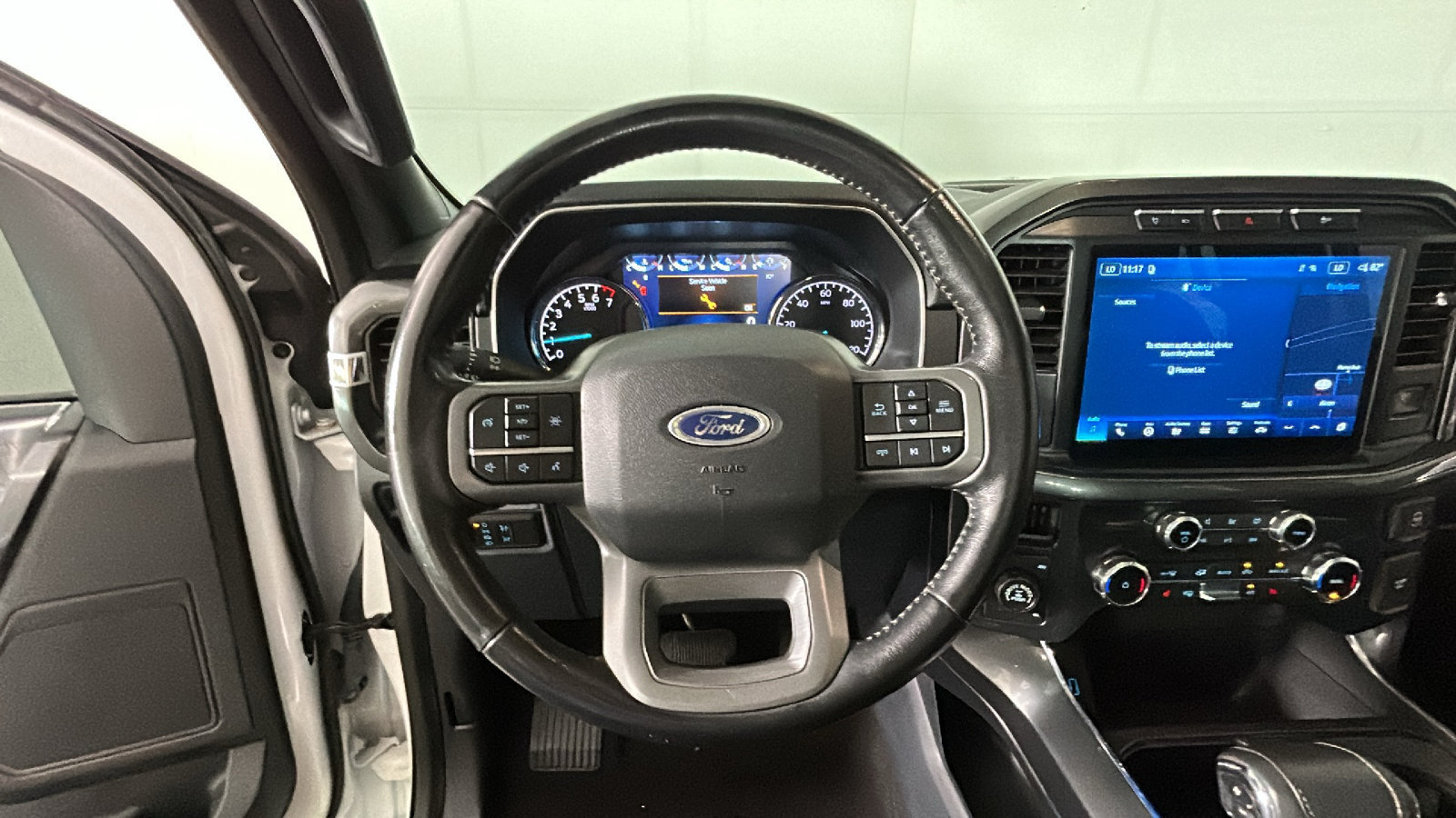 Used 2022 Ford F150 XLT w/ Equipment Group 302A High AWD/4WD image 18