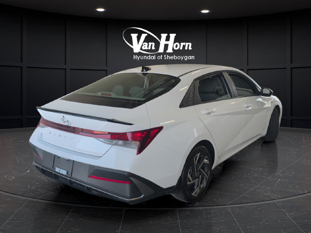 Certified 2025 Hyundai Elantra Sport FWD image 7