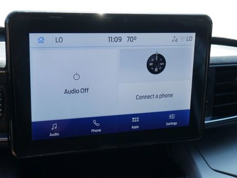 Used 2022 Ford Explorer XLT w/ Equipment Group 202A AWD/4WD image 21