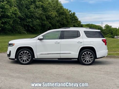 Used 2023 GMC Acadia Denali AWD/4WD image 4