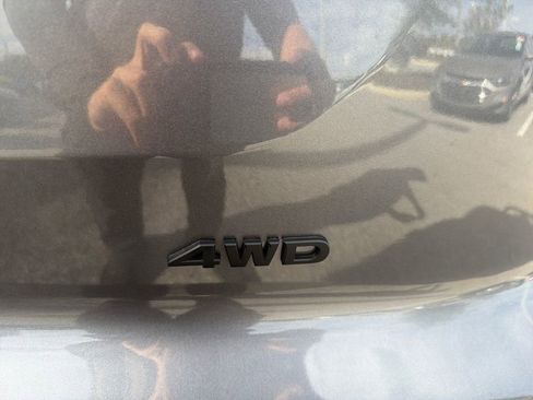 Used 2025 Nissan Pathfinder Rock Creek image 17