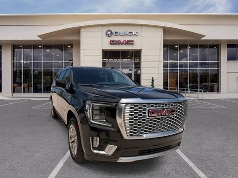 Certified 2023 GMC Yukon XL Denali w/ Max Trailering Package AWD/4WD image 3