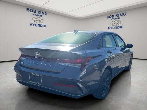 New 2026 Hyundai Elantra Sport FWD image 5