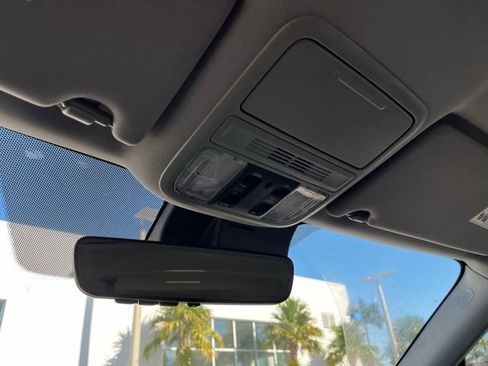 Used 2021 Honda Pilot EX-L image 9