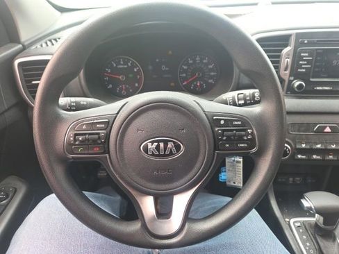 Used 2017 Kia Sportage LX FWD image 33