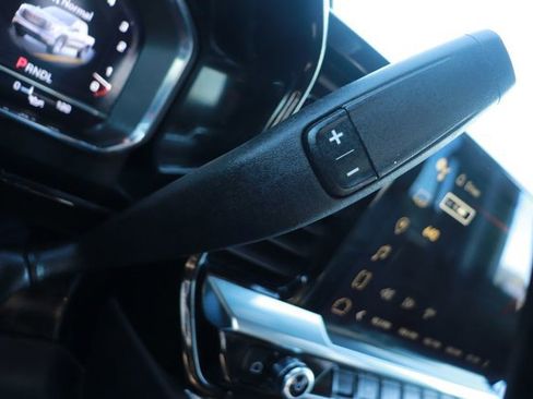 Used 2024 GMC Sierra 1500 SLT image 21