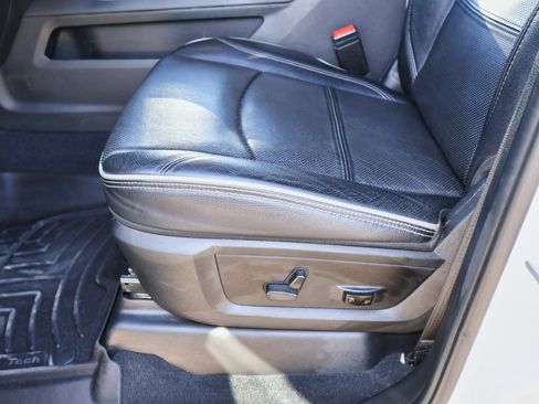 Used 2022 RAM 3500 Limited image 12