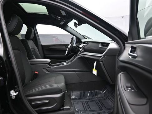 New 2026 Jeep Grand Cherokee L 4WD image 35