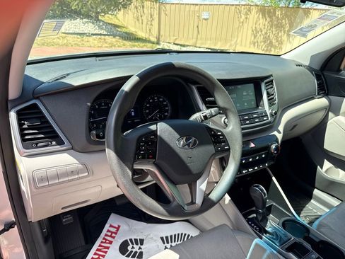 Used 2018 Hyundai Tucson SEL AWD/4WD image 14