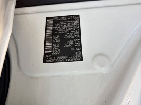 Used 2018 Nissan Rogue S FWD image 28
