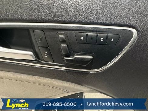 Used 2015 Mercedes-Benz GLA 250 4MATIC image 7