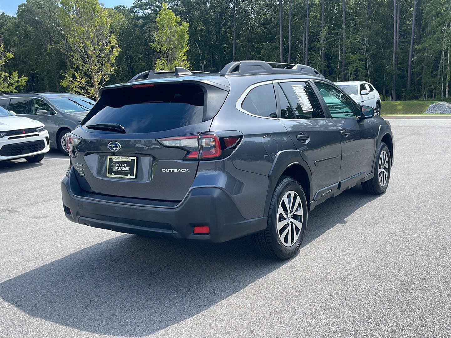 Used 2024 Subaru Outback Premium AWD/4WD image 7