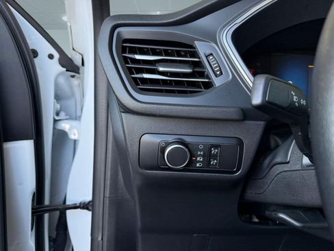 Used 2025 Ford Escape Active FWD image 23