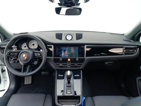 Certified 2026 Porsche Macan S AWD/4WD image 20