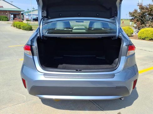 Used 2022 Toyota Corolla LE image 24