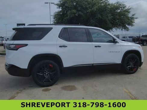 Used 2020 Chevrolet Traverse Premier w/ Redline Edition FWD image 9