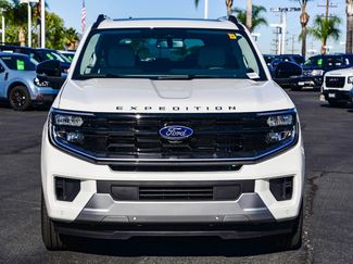 New 2025 Ford Expedition Platinum w/ Platinum Ultimate Package video 2