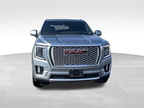 Used 2024 GMC Yukon Denali image 2