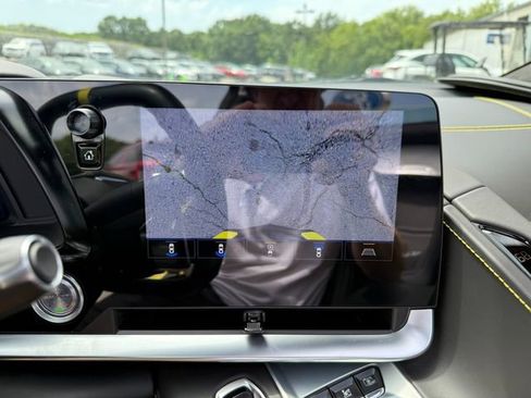 Used 2021 Chevrolet Corvette Stingray w/ Z51 Performance Package image 27