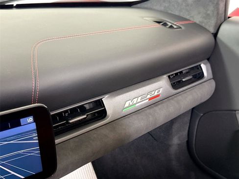 Used 2023 Maserati MC20 Spyder RWD image 22