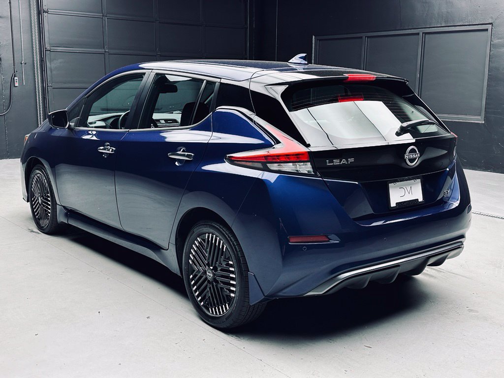 Used 2023 Nissan Leaf SV Plus FWD image 5