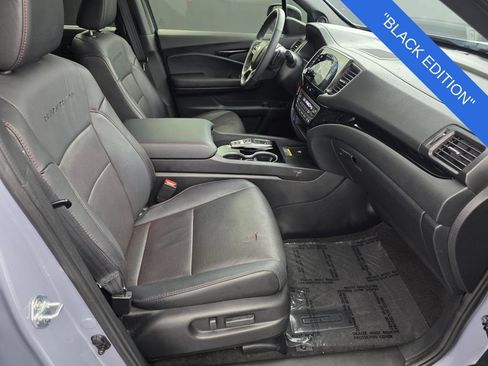Used 2025 Honda Passport Black Edition image 29