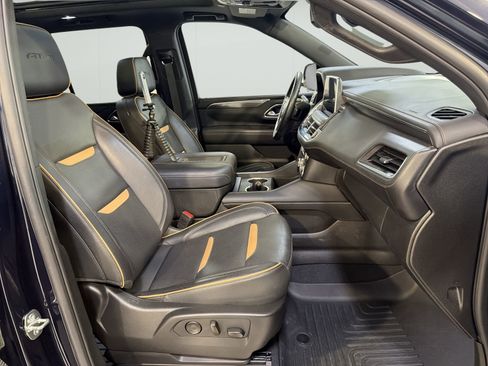 Used 2024 GMC Yukon AT4 w/ Technology Package AWD/4WD image 30