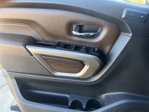 Used 2023 Nissan Titan Platinum Reserve w/ Moonroof Package image 25
