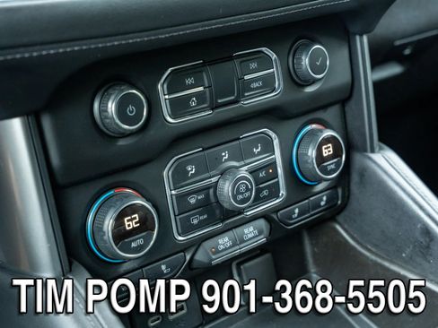 Used 2021 Chevrolet Suburban LT RWD image 23