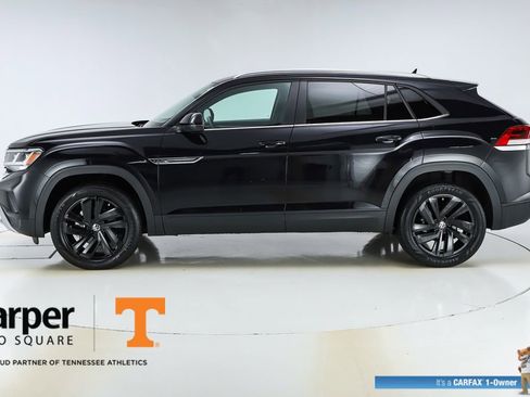 Used 2023 Volkswagen Atlas Cross Sport SE FWD image 2
