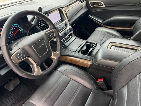 Used 2018 GMC Yukon XL Denali w/ Denali Ultimate Package AWD/4WD image 7