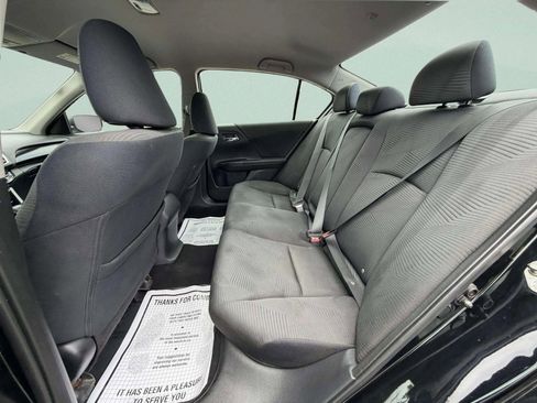 Used 2017 Honda Accord LX image 19