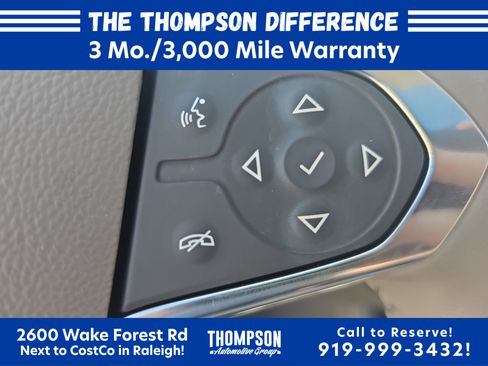Used 2019 Chevrolet Traverse Premier w/ Driver Confidence II Package FWD image 21