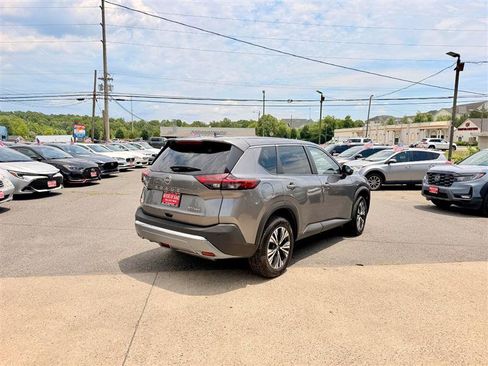 Used 2023 Nissan Rogue SV AWD/4WD image 6