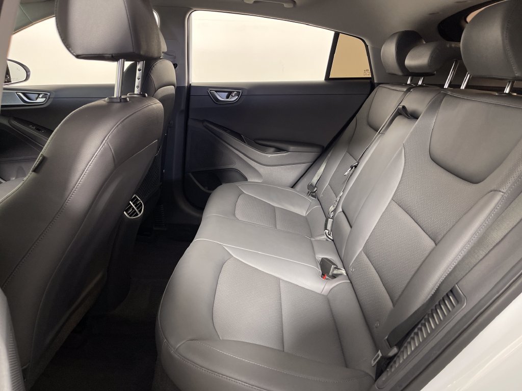 Used 2022 Hyundai Ioniq Limited FWD image 13