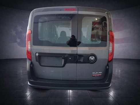 Used 2018 RAM ProMaster City Tradesman FWD image 4