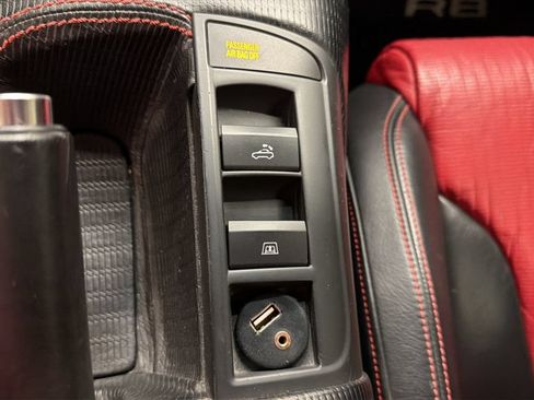 Used 2011 Audi R8 V10 AWD/4WD image 21