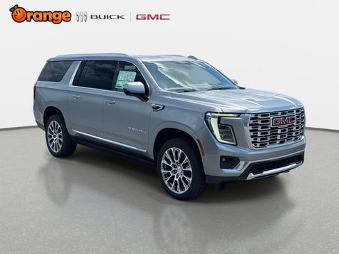 New 2026 GMC Yukon XL Denali w/ Denali Reserve Package AWD/4WD image 1