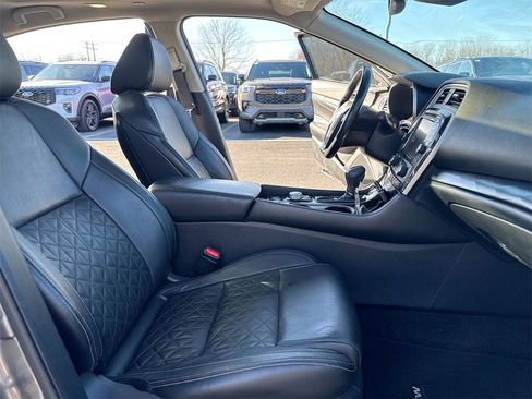 Used 2020 Nissan Maxima Platinum image 23