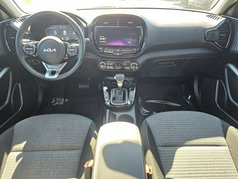 Certified 2023 Kia Soul EX FWD image 9