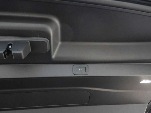 New 2026 Land Rover Range Rover SE AWD/4WD image 27