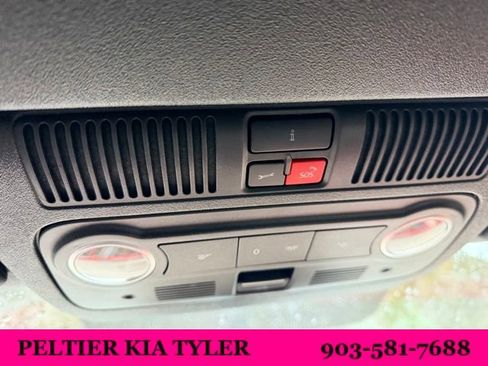 Used 2015 Volkswagen Beetle 1.8T image 22