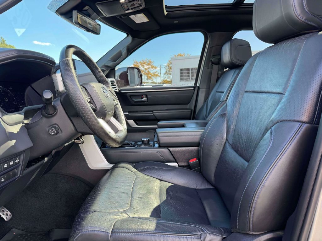 Used 2025 Toyota Tundra Platinum w/ TRD Off-Road Package AWD/4WD image 15