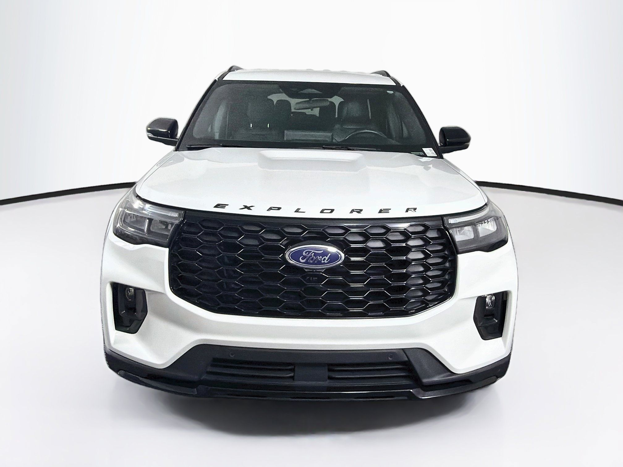 Used 2025 Ford Explorer ST-Line AWD/4WD image 2