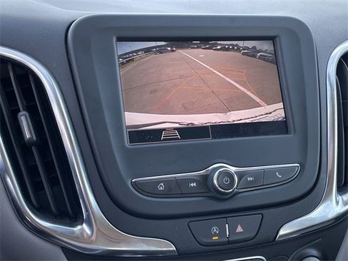 Used 2024 Chevrolet Equinox LS image 16