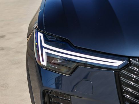 New 2026 Volvo XC90 B6 Ultra image 17