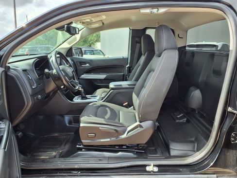 Used 2022 Chevrolet Colorado LT w/ Fleet Safety Package RWD image 11