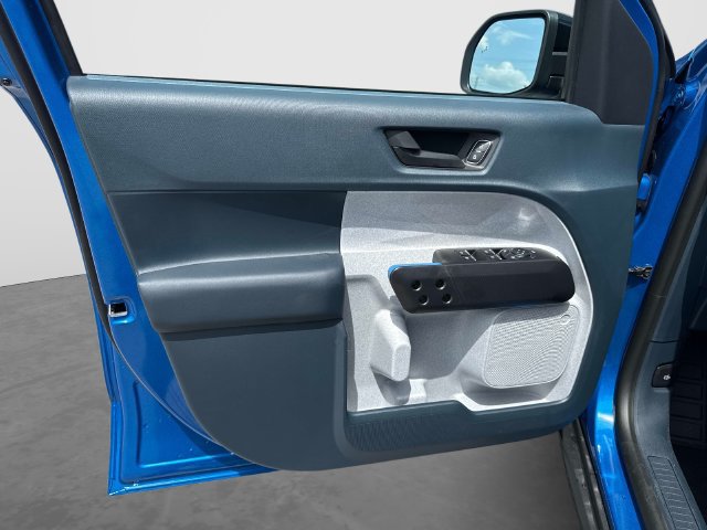 New 2026 Ford Maverick XLT w/ XLT Luxury Package FWD image 19